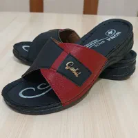 دمپایی زنانه صندل زنانه مدل سارا حراج ۲۹۸ هزار