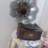 گرام آکبند