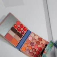 لوازم آرایشی بهداشتی|آرایشی، بهداشتی، درمانی|قروه, |دیوار