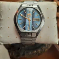 ساعت اورینت اتوماتیک|ساعت|فردیس, نگارستان|دیوار