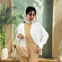 استخدام مدلینگ پوشاک زنانه