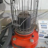 چراغ نفتی وتعدادی بخاری گازی و فیوز