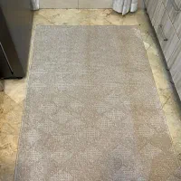 فرش اشپزخانه و فنجان با قندون