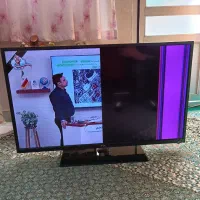 تلویزیون TCL ال سی دی شکسته برای استفاده از قطعات