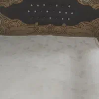 تخت وتشک