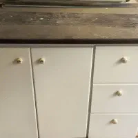 کابینت فلزی و سینگ اب چکان