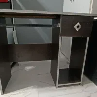 میز تحریر ومیز کامپیوتر