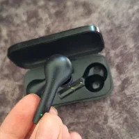 ایرپاد سالم صدا خوب