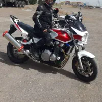 اموزش موتور سواری بانوان