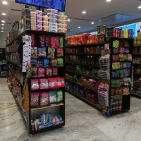 نیروی وارد به سوپر مارکت