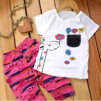 لباس بچگانه|لباس|لالی, |دیوار