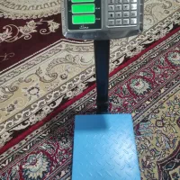 ترازوی شارژی دیجیتال