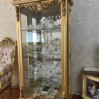 بوفه ی چوبی طلایی