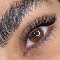 آموزش اکستنشن مژه ۳۵۰۰ وخدمات با بالاترین ماندگاری