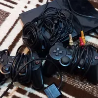 سونی  دو  در حد  نو  دو  دسته   و  چن تا  سی دی