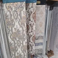 تکه پارچه مناسب کوسن و رومیزی و غیره