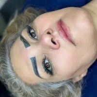 به ۵ نفر مدل برای کاشت وعکاسی از چشم نیازمندم|خدمات آرایشگری و زیبایی|اردبیل, |دیوار