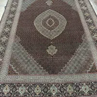 فروش فرش ۹ متری رج ۵۰ گل ابریشم در حد نو