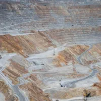 اخذو فروش امتیاز صلاحیت فنی مالی معدن تضمینی
