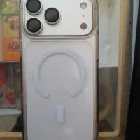 ایفن ۱۷ پرومکس