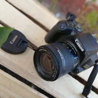 دوربین عکاسی کنون Canon به همراه لنز D250و تجهیزات|دوربین عکاسی و فیلم‌برداری|کرمان, |دیوار