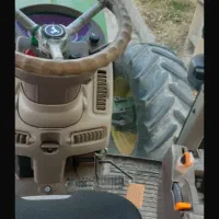 تراکتور جاندیر امریکایی کم کارکرد