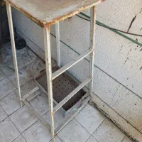 چهار پایه فلزی|صندلی و نیمکت|همدان, |دیوار