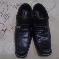 یک جفت کفش چرمی