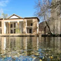 فروش یک باب مغازه  ، گلشهر