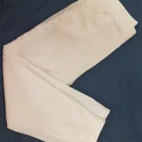 تعدادی لباس بچگانه