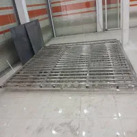 گارد استیل پشت شیشه سکوریت