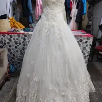 دو عدد لباس عروس نو سایز ۳۸ تا۴۲ مکرومه  دوزی|لباس|فردیس, شهرک شهید حسینی|دیوار