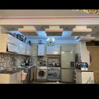 خانه تک واحدی در کل همش ۲ طبقه هست  موقعیت چیچکلو