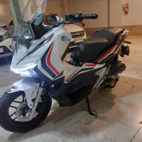 موتور اتومات agv150 کویر اسکوتر صفر