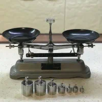 ترازوی قدیمی( زرگری)