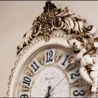 ساعت دیواری سفید طرح فرشته