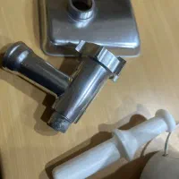 دستگاه چرخ گوشت سیلور کاملا سالم تمیز|خردکن، آسیاب، غذاساز|رشت, دروازه لاکان|دیوار