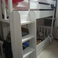 تخت دو طبقه