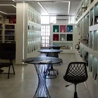 استخدام نیروی خانم جوان