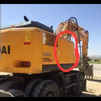 کاور فابریک اصلی روی باک گازوئیل بیل هیوندا ۱۷۰|ماشین‌آلات صنعتی|ابریشم, |دیوار