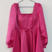 لباس عروسکی|لباس|مبارکه, |دیوار