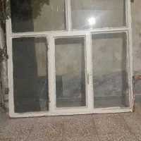 پنجره آماده با شیشه