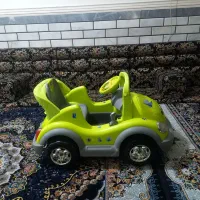 ماشین شارژی در حده آک کاملن سالم روشن