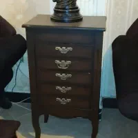 کنسول ۵ کشو و مجسمه آدم و حوا