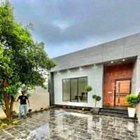 فلت ۲۲۰متری/داخل شهرک با نگهبانی/نوساز