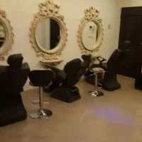 فروش صندلی میکاپ و سرشور|آرایشگاه و سالن‌های زیبایی|قزوین, |دیوار
