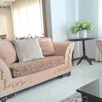 مبل راحتی هفت نفره و میز جلو مبلی|مبلمان خانگی و میز عسلی|قزوین, |دیوار