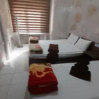 به یک خاندار خانم درهتل نیازمندیم