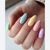کاشت ناخن ۳۵۰ هزار تومان