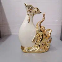 تعدادی مجسمه